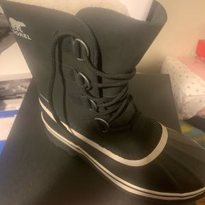 Sorel Women’s Caribou, Black Waterproof Snow Boots